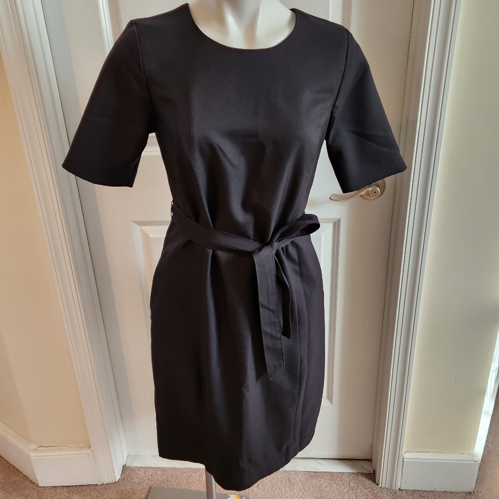 Edwards Redwood and Ross size 6 black dress with pockets and a belt